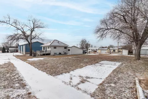 310 Court St, Flasher, ND 58535 photo 2