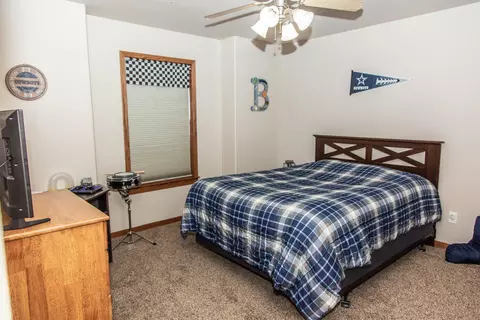 906 Schick Dr, Bismarck, ND 58501 photo 33