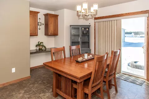 906 Schick Dr, Bismarck, ND 58501 photo 14