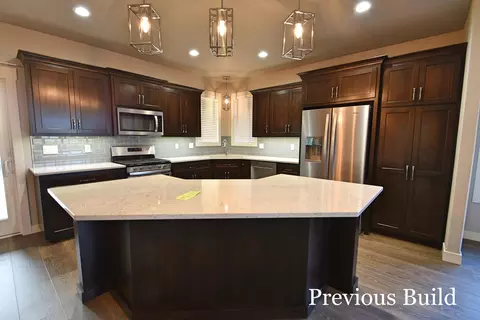1016 Select Ln, Bismarck, ND 58503 photo 6