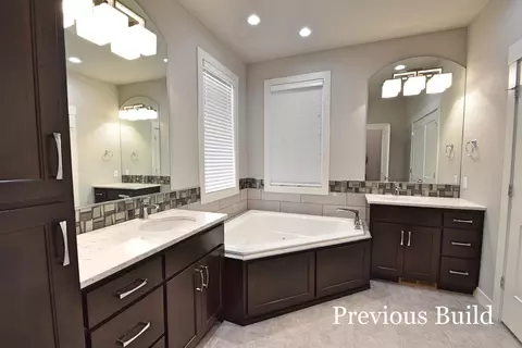 1016 Select Ln, Bismarck, ND 58503 photo 15