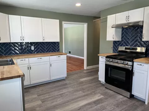 1314 Mohawk St, Bismarck, ND 58501 photo 2
