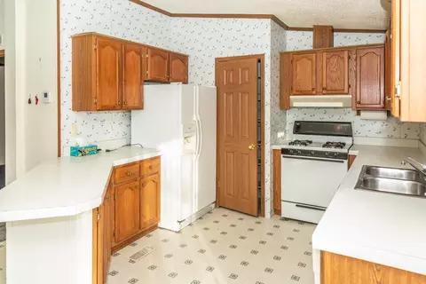 3721 Jericho Rd, Bismarck, ND 58503 photo 8