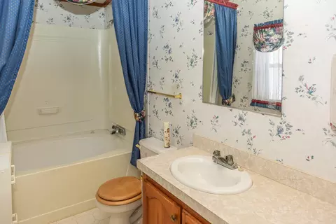 3721 Jericho Rd, Bismarck, ND 58503 photo 13