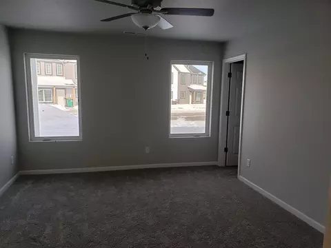 122 Kenner Loop, Bismarck, ND 58504 photo 9