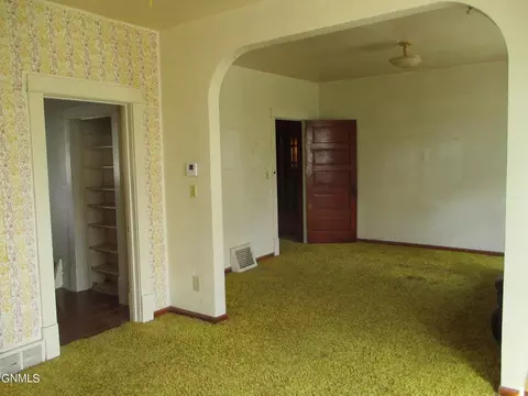 404 Walnut St, Turtle Lake, ND 58575 photo 7
