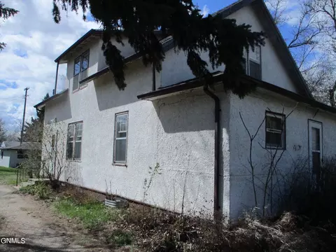 404 Walnut St, Turtle Lake, ND 58575 photo 25