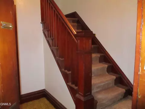 404 Walnut St, Turtle Lake, ND 58575 photo 9