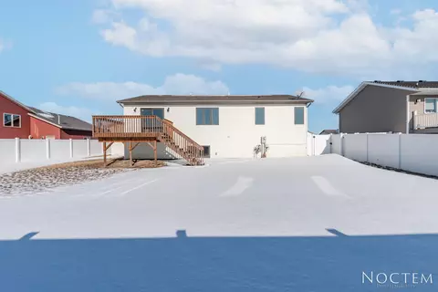 223 Brandenburg Loop, Bismarck, ND 58504 photo 23