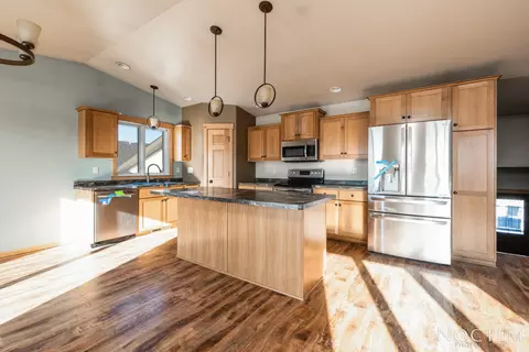 223 Brandenburg Loop, Bismarck, ND 58504 photo 7