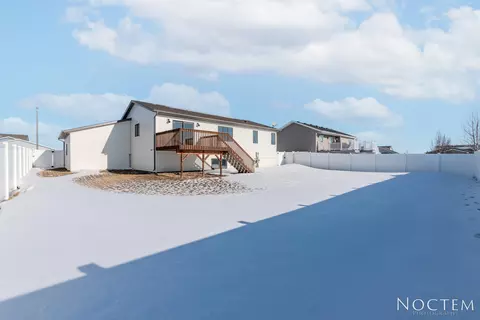 223 Brandenburg Loop, Bismarck, ND 58504 photo 24