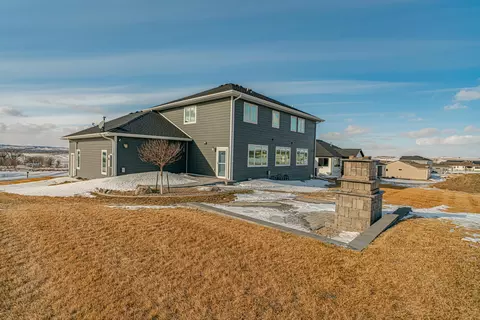 7521 Hawktree Dr, Bismarck, ND 58503 photo 52