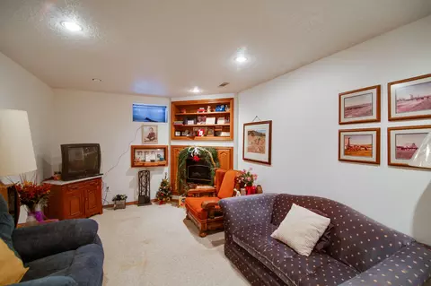 1311 3rd St, Bismarck, ND 58501 photo 21