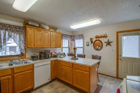 1311 3rd St, Bismarck, ND 58501 photo 10