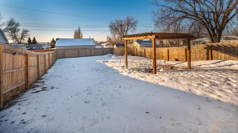 2513 E Ave A E, Bismarck, ND 58501 photo 32