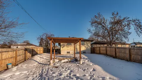 2513 E Ave A E, Bismarck, ND 58501 photo 34