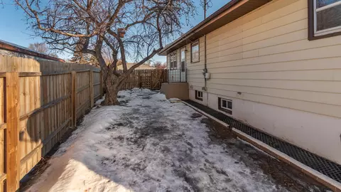 2513 E Ave A E, Bismarck, ND 58501 photo 31