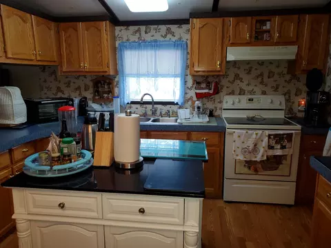 140 Delta Ave, Bismarck, ND 58504 photo 4