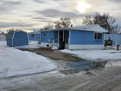 140 Delta Ave, Bismarck, ND 58504 photo 1