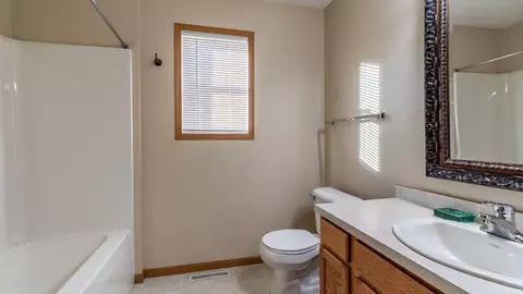 122 Libby Rd, Lincoln, ND 58504 photo 18