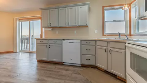 122 Libby Rd, Lincoln, ND 58504 photo 15