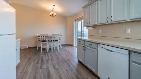 122 Libby Rd, Lincoln, ND 58504 photo 13