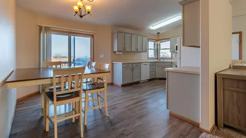 122 Libby Rd, Lincoln, ND 58504 photo 9