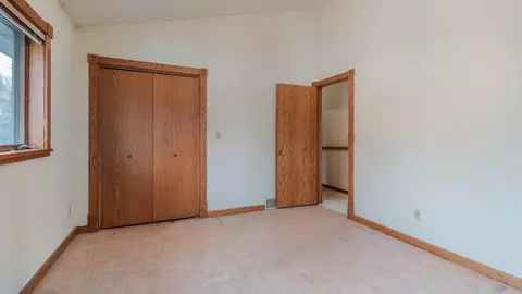426 River Rd, Bismarck, ND 58504 photo 29
