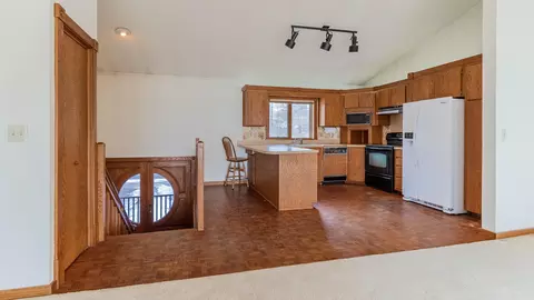 426 River Rd, Bismarck, ND 58504 photo 9