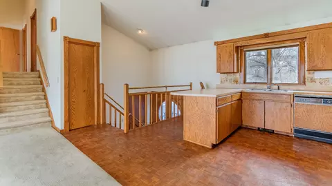 426 River Rd, Bismarck, ND 58504 photo 10