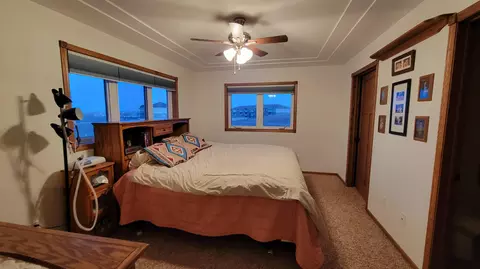 2915 Hillside Rd NW, Mandan, ND 58554 photo 10