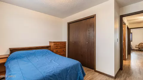 338 Willow Ln, Bismarck, ND 58504 photo 19
