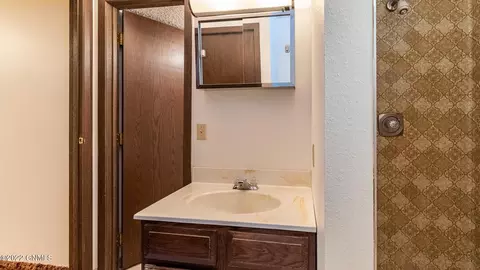 338 Willow Ln, Bismarck, ND 58504 photo 36