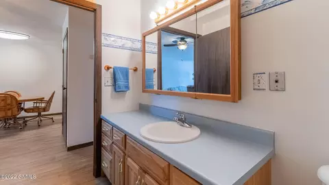 338 Willow Ln, Bismarck, ND 58504 photo 22