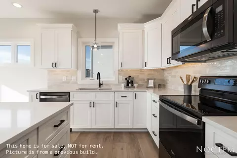 5709 Iron Dr, Bismarck, ND 58503 photo 9