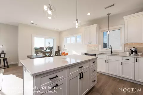 5709 Iron Dr, Bismarck, ND 58503 photo 8
