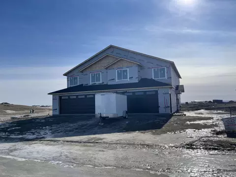 5709 Iron Dr, Bismarck, ND 58503 photo 1