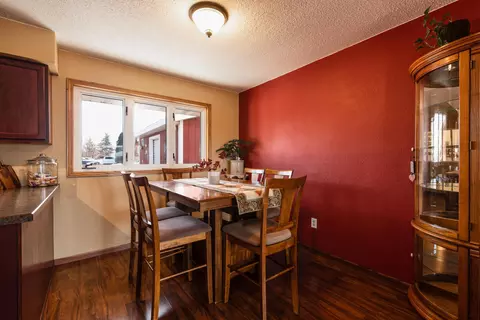 1302 Monte Dr NW, Mandan, ND 58554 photo 8