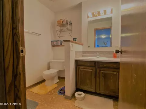 1030 Adobe Trl SE, Mandan, ND 58554 photo 16