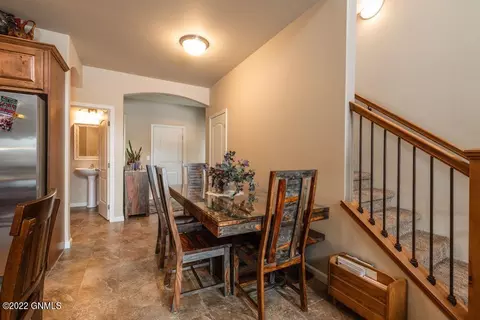 735 Compass Loop, Bismarck, ND 58504 photo 4