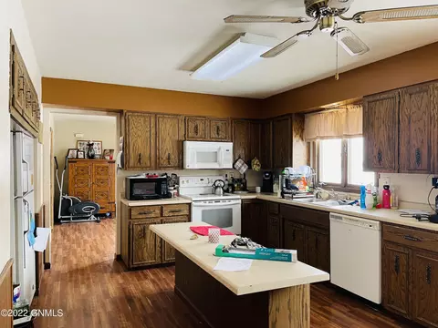 405 4th Ave E, Ray, ND 58849 photo 8
