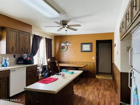 405 4th Ave E, Ray, ND 58849 photo 4