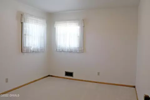 318 Nova Dr, Bismarck, ND 58503 photo 22