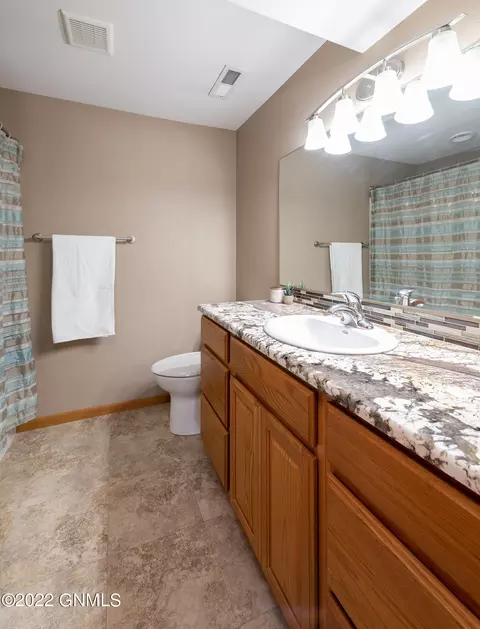 119 Libby Rd, Lincoln, ND 58504 photo 14