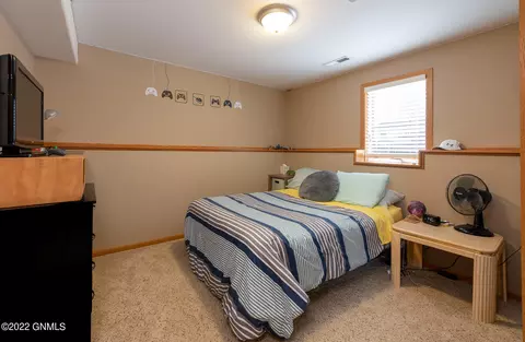 119 Libby Rd, Lincoln, ND 58504 photo 13