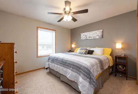 119 Libby Rd, Lincoln, ND 58504 photo 8
