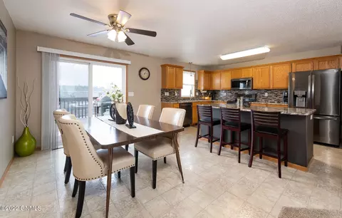 119 Libby Rd, Lincoln, ND 58504 photo 6