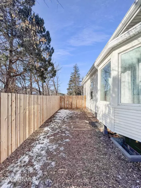 510 2nd Ave E, Williston, ND 58801 photo 8