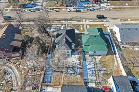 510 2nd Ave E, Williston, ND 58801 photo 5