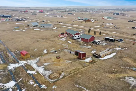 5734 Liberty Ln, Williston, ND 58801 photo 6